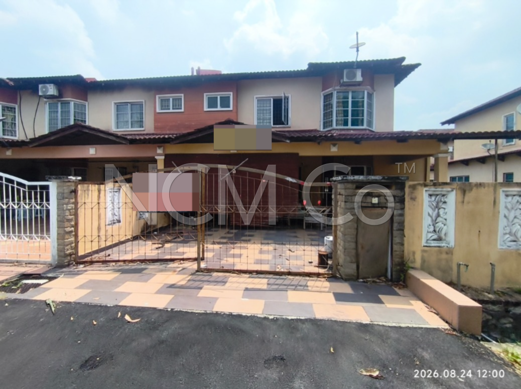 2 Storey Terrace House, End Lot, Renovated