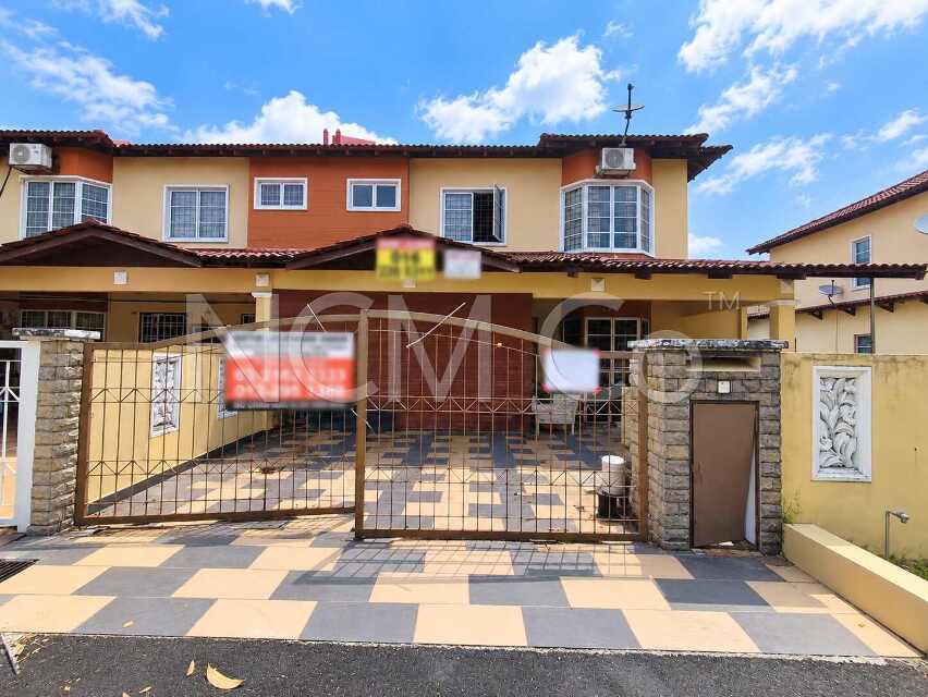 2 Storey Terrace House, End Lot, Renovated