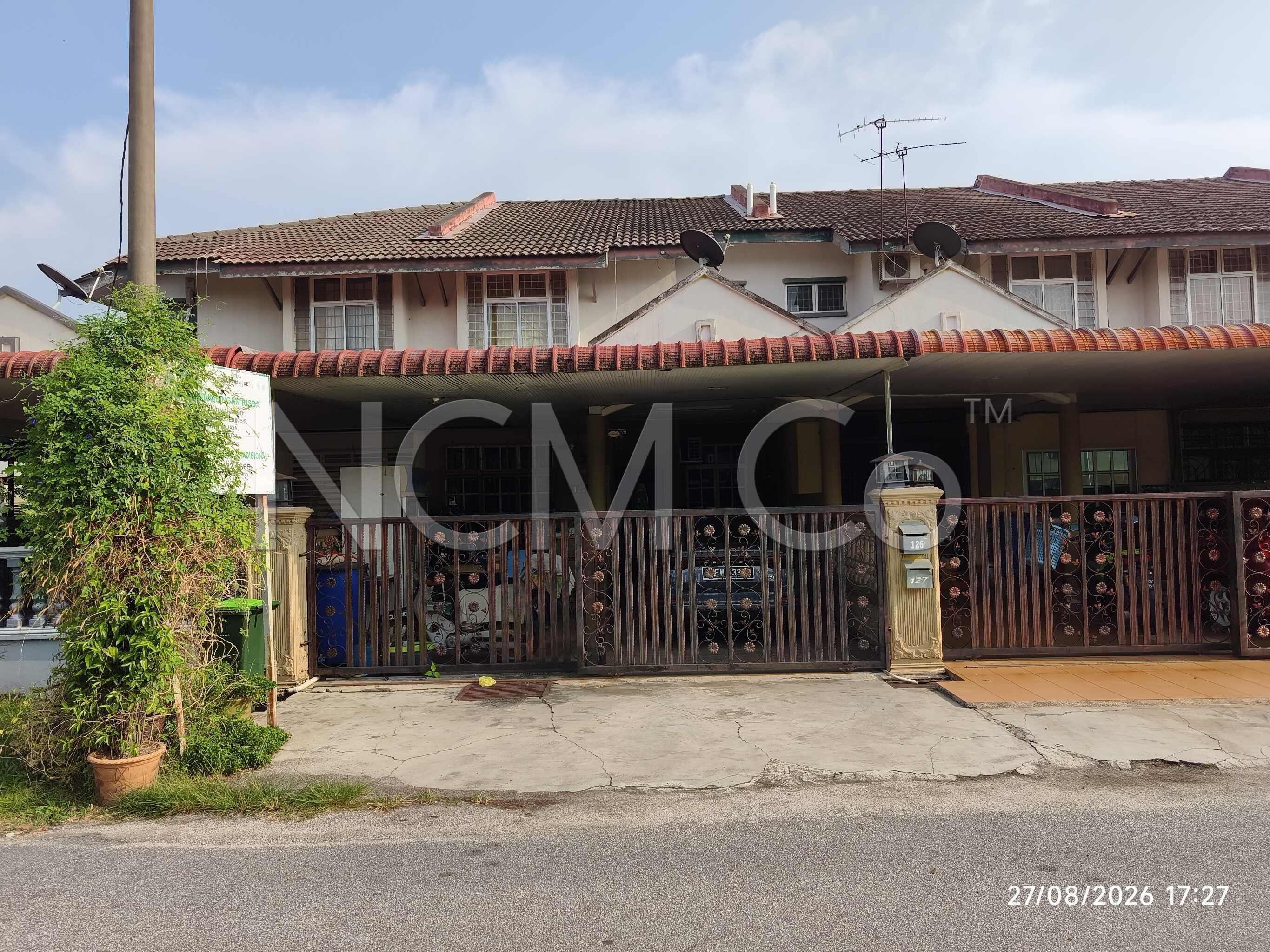 2 Storey Terrace House, Intermediate, Medium Cost, Renovated