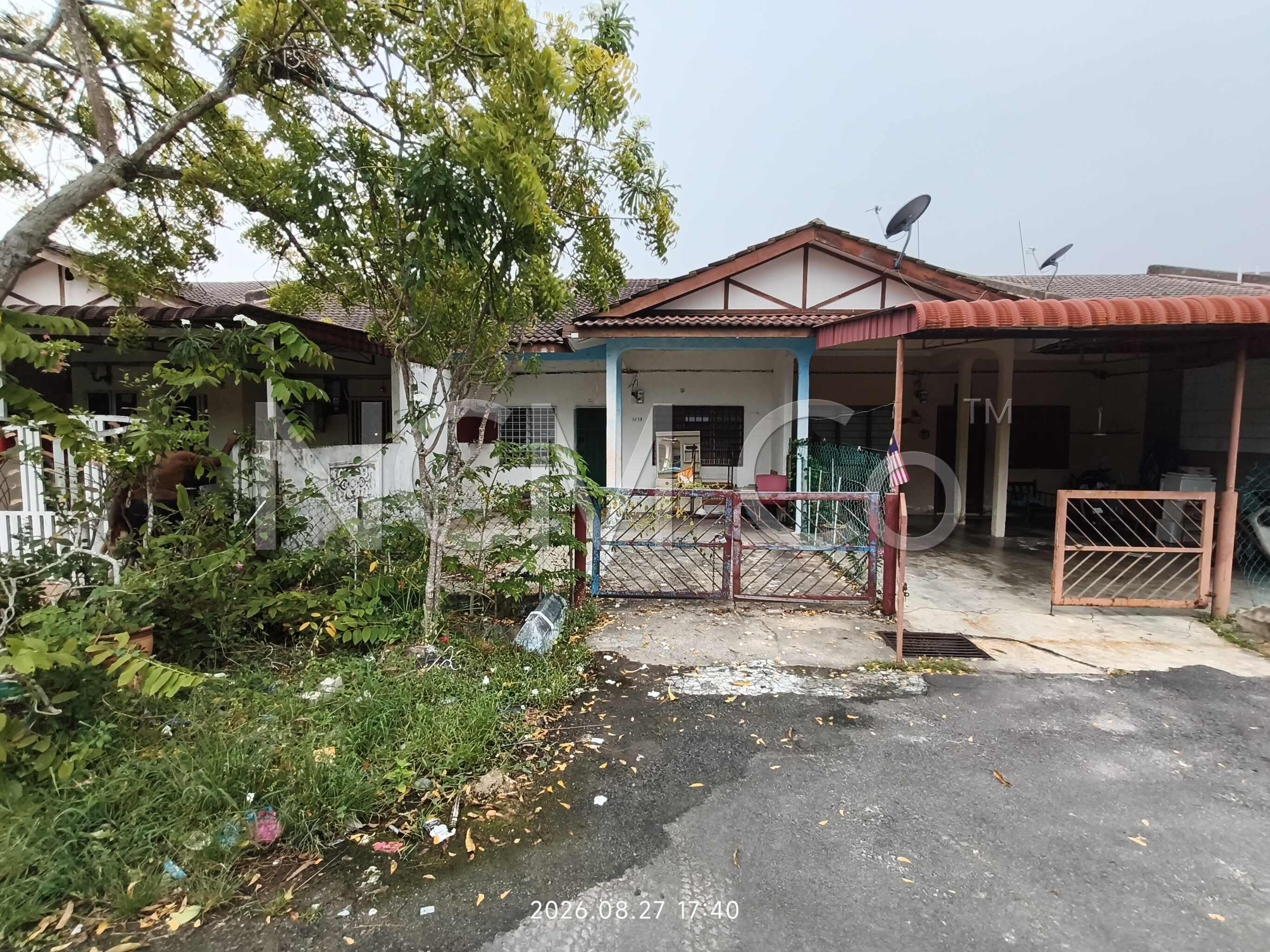 1 Storey Terrace House, Intermediate