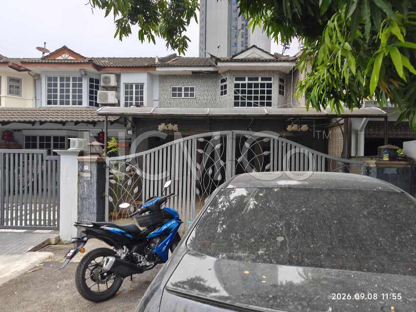 2 Storey Terrace House, Intermediate