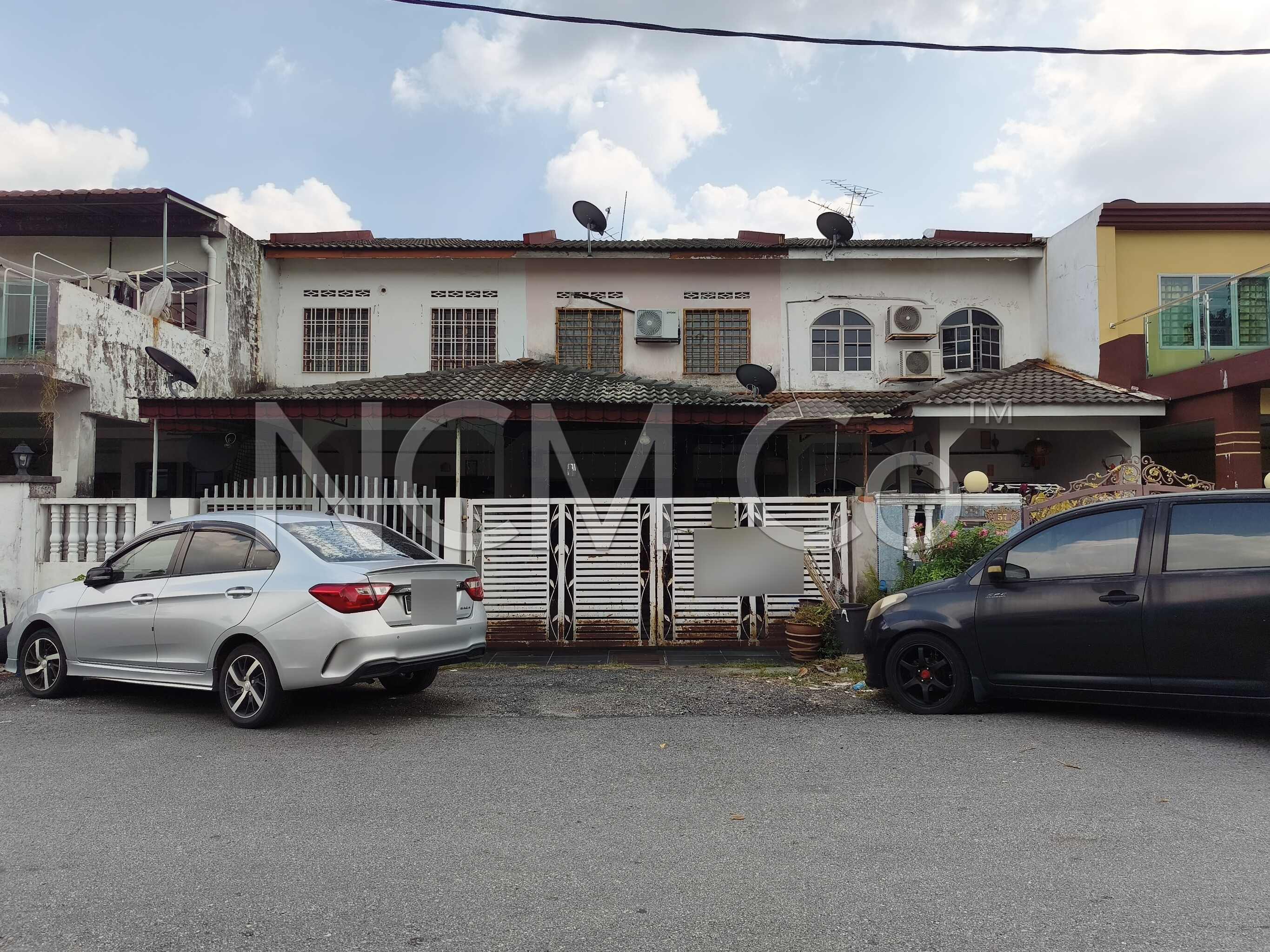 2 Storey Terrace House, Medium Cost