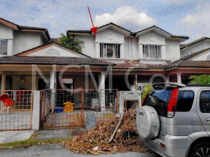 2 Storey Terrace House, Intermediate