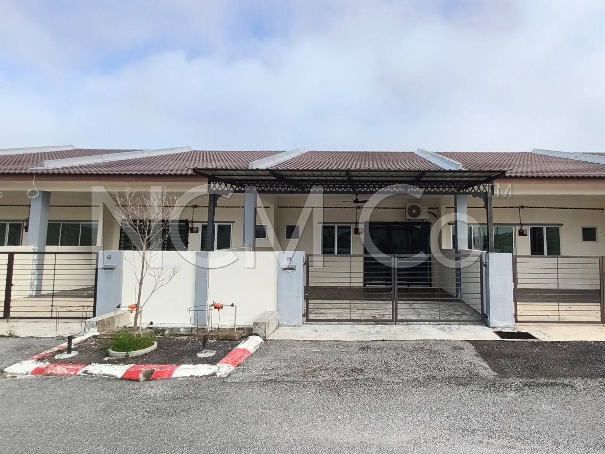 1 Storey Terrace House, Intermediate