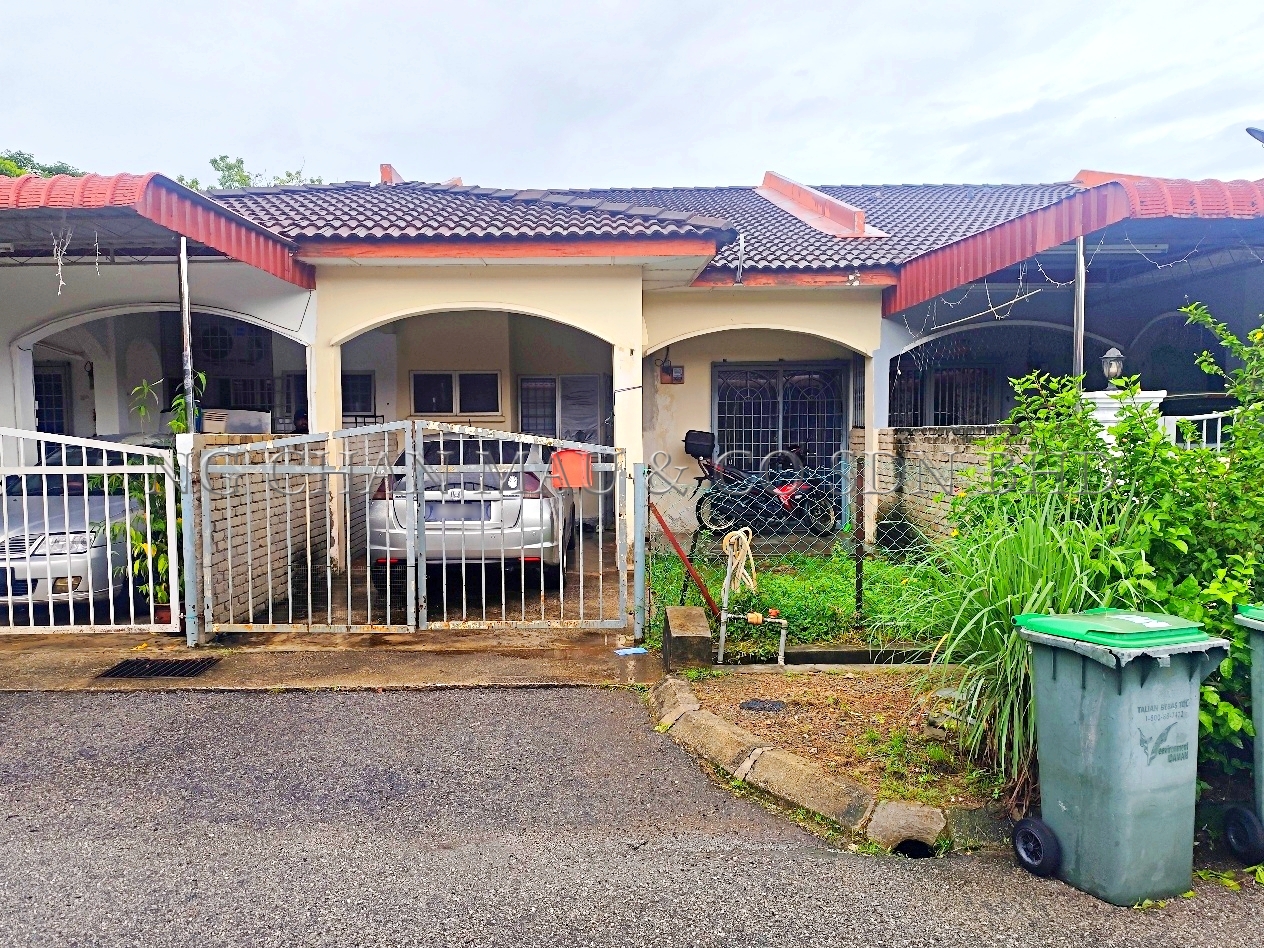 1 Storey Terrace House, Intermediate