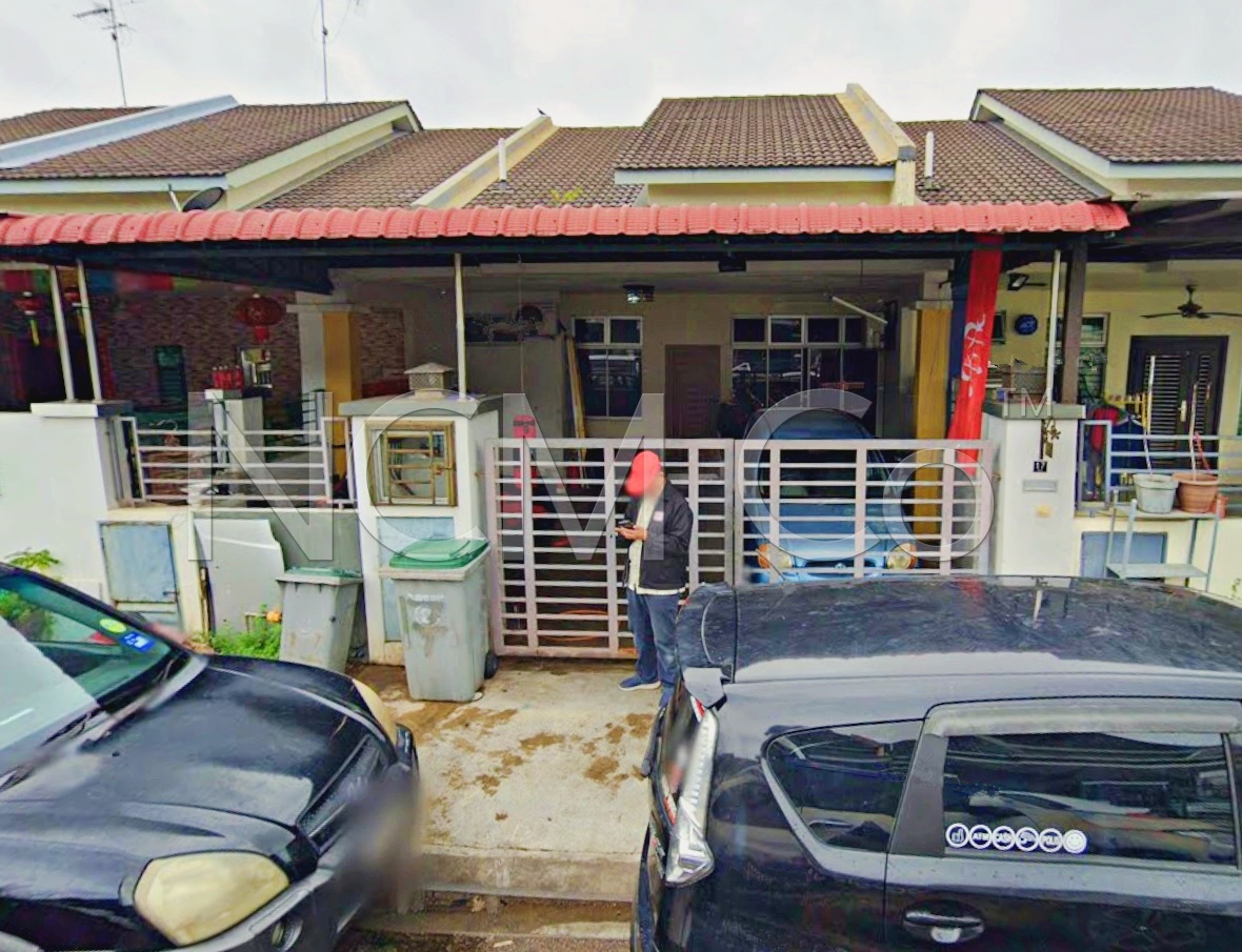 1 Storey Terrace House, Intermediate