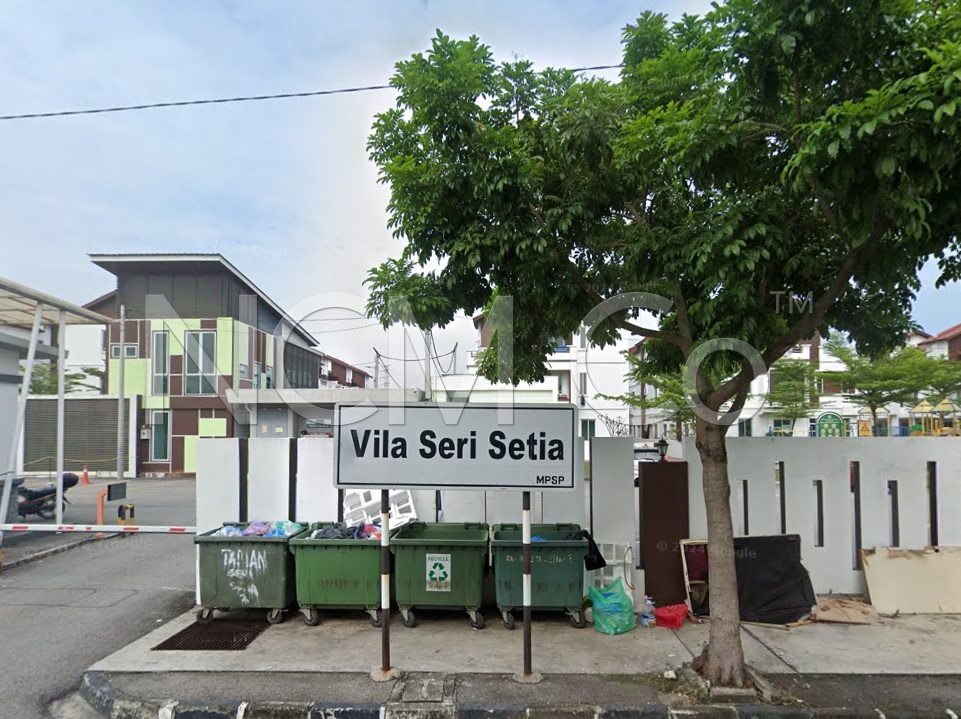 3 Storey Terrace House, Intermediate