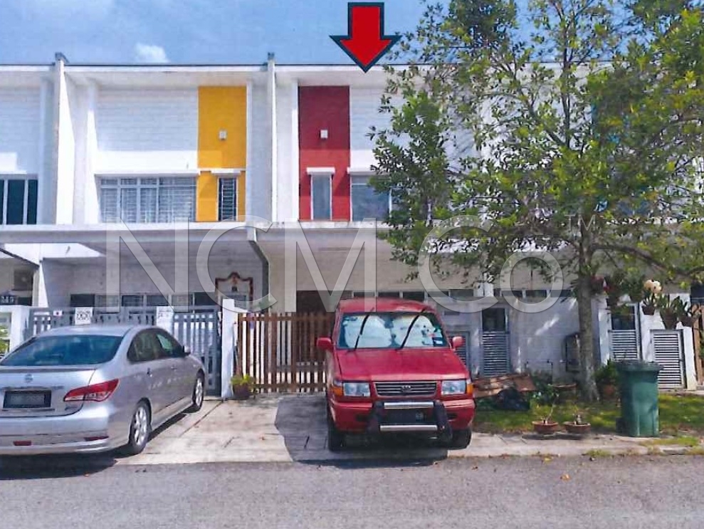 2 Storey Terrace House, Intermediate