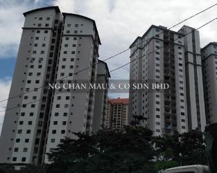 Condominium, Corner Lot