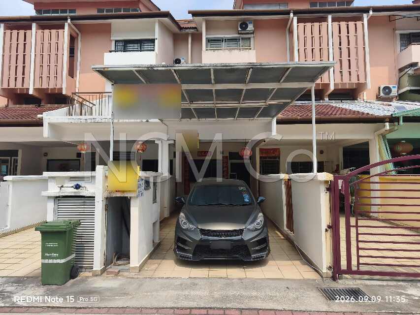 Town House, Intermediate