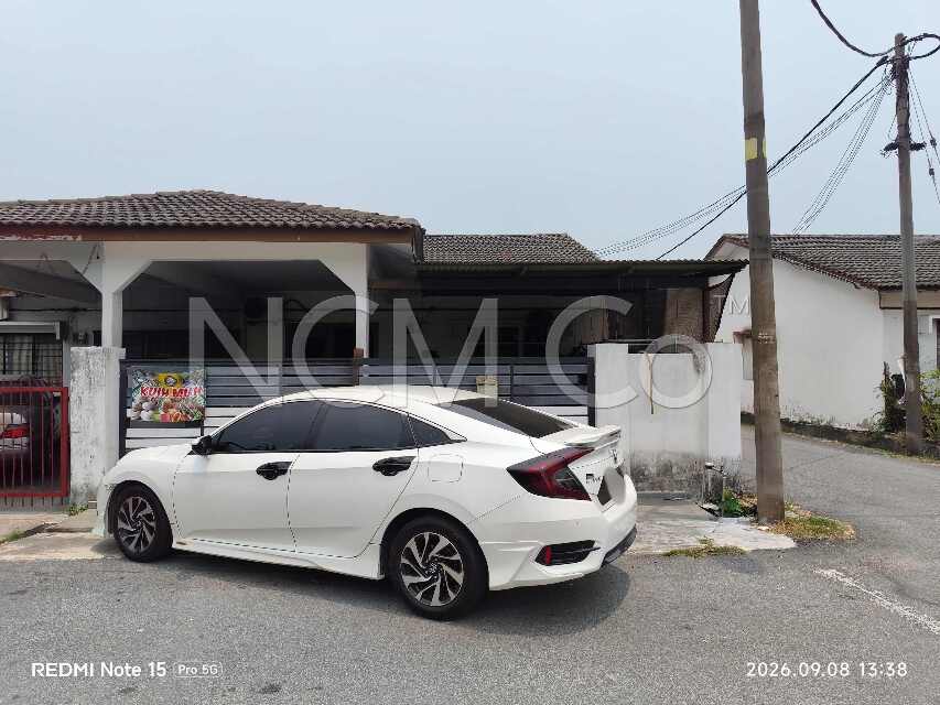 1 Storey Terrace House, End Lot, Renovated