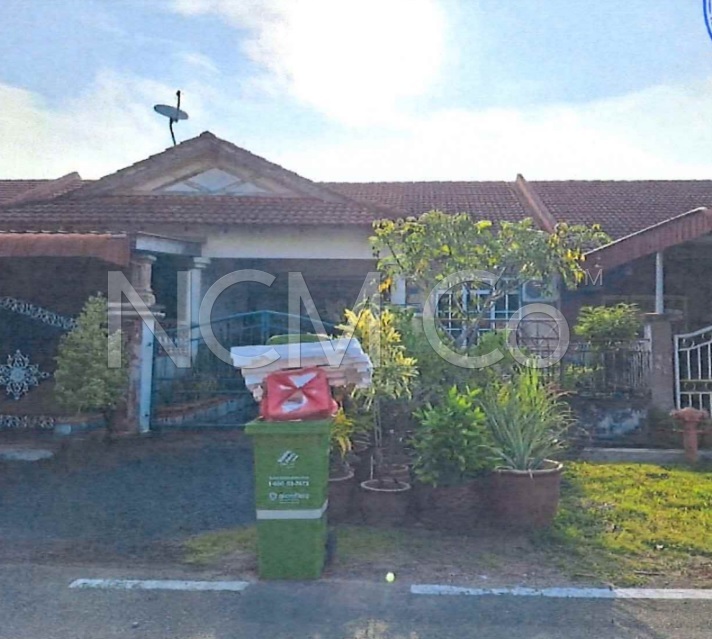 1 Storey Terrace House, Intermediate