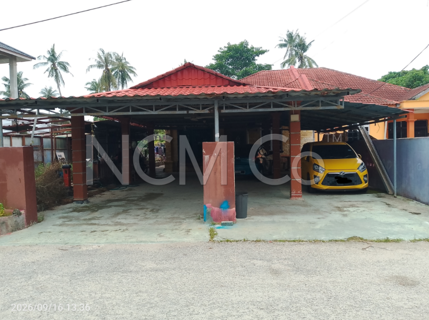 1 Storey Semi Detached House