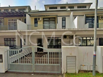 2 Storey Terrace House, Intermediate