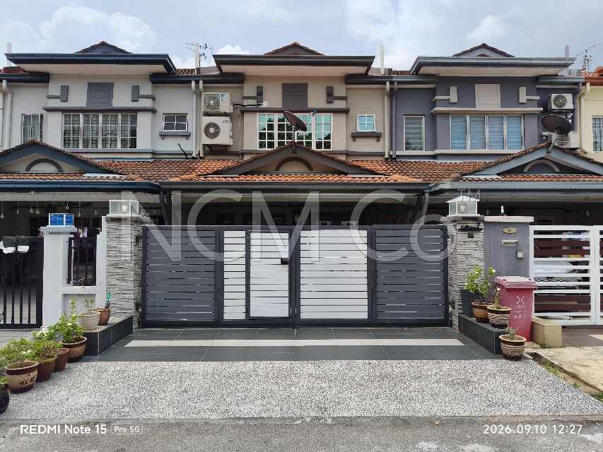 2 Storey Terrace House, Intermediate, Renovated