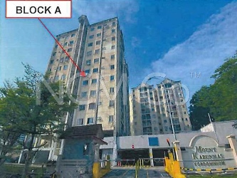 Condominium, End Lot