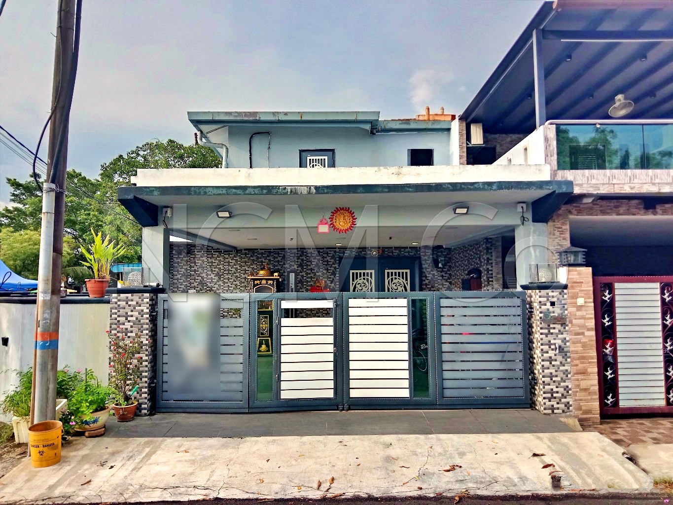 2 Storey Terrace House, Corner Lot