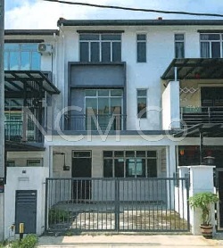 3 Storey Terrace House, Intermediate