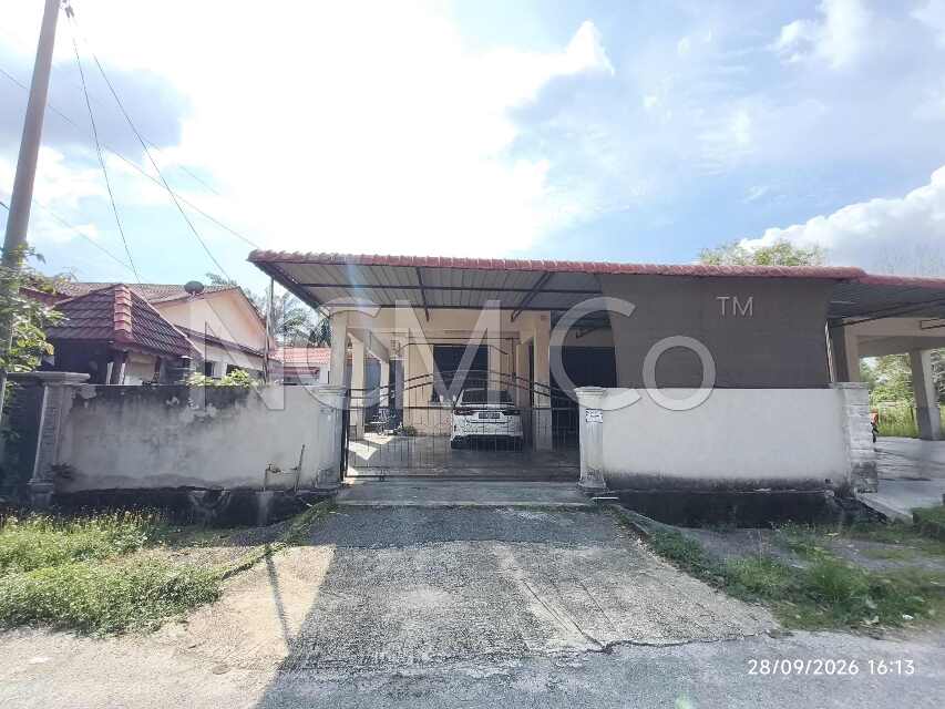 1 Storey Semi Detached House, Renovated
