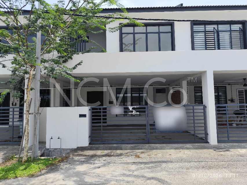 2 Storey Terrace House, Intermediate