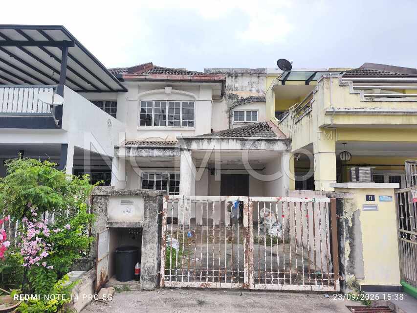 2 Storey Terrace House, Intermediate