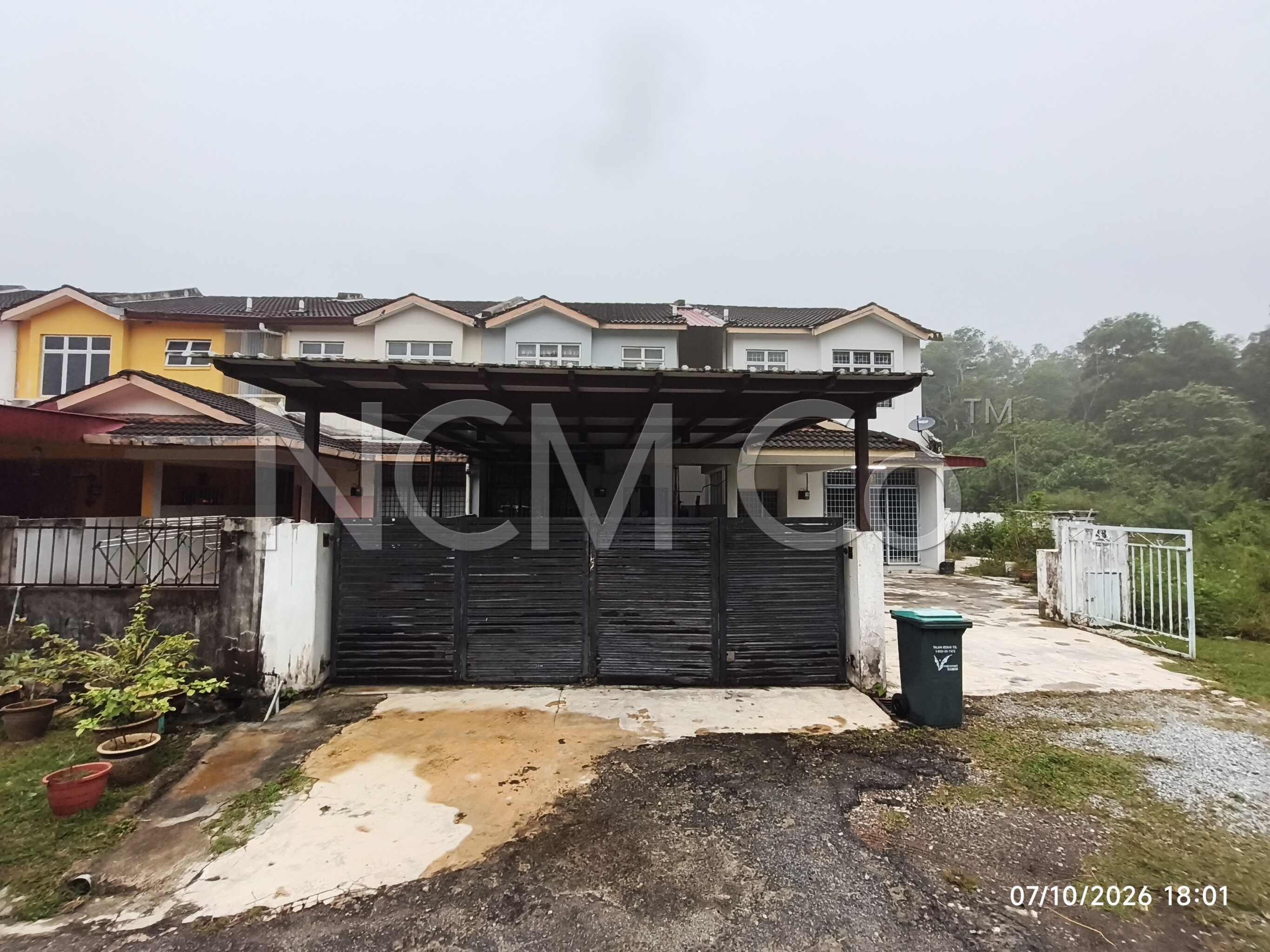 2 Storey Terrace House, Intermediate