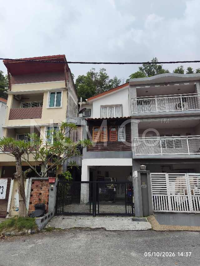 3 Storey Terrace House, Intermediate