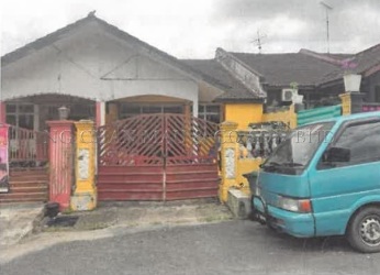 1.5 Storey Terrace House, Intermediate
