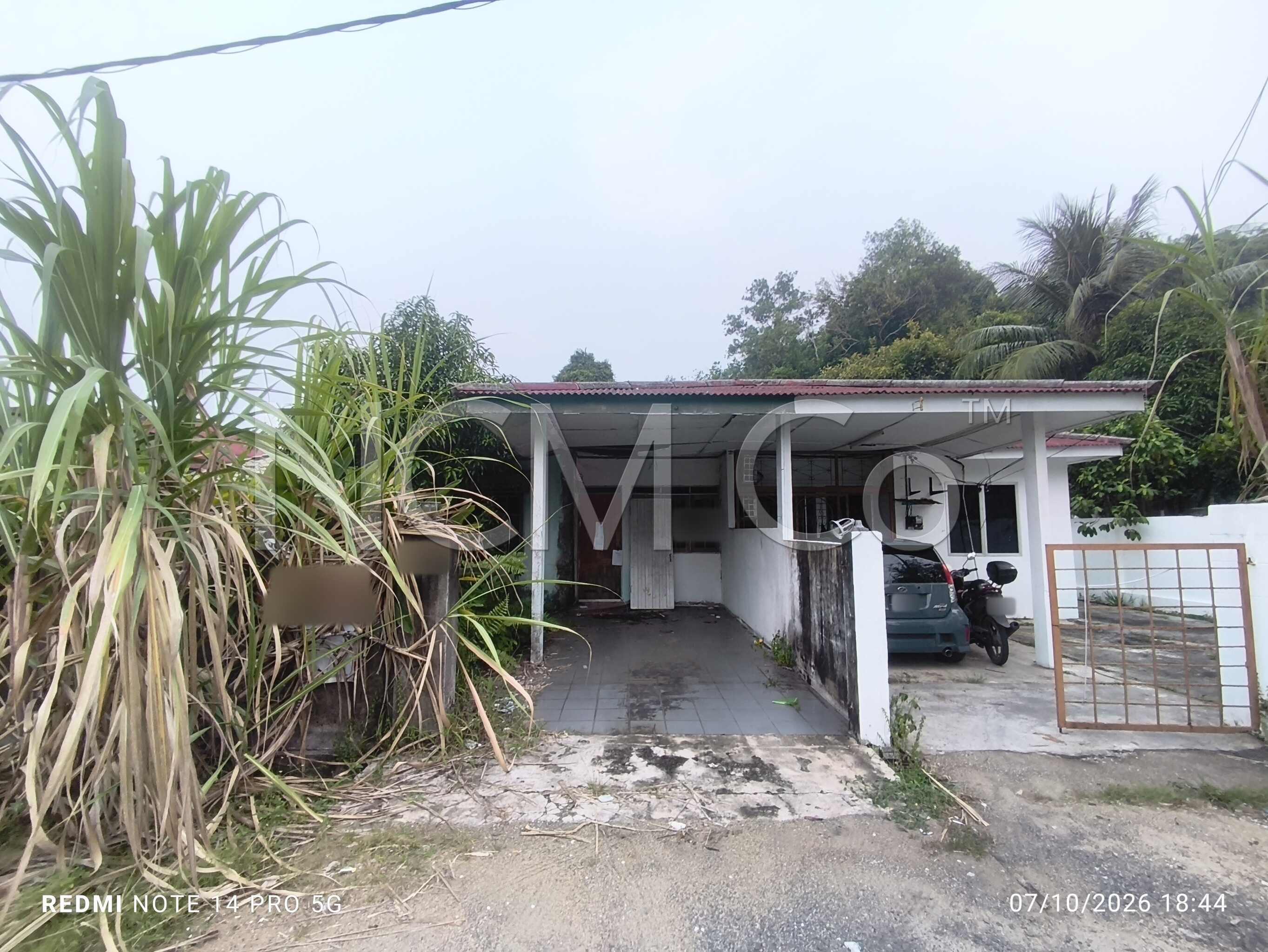 1 Storey Semi Detached House, Low-Medium Cost