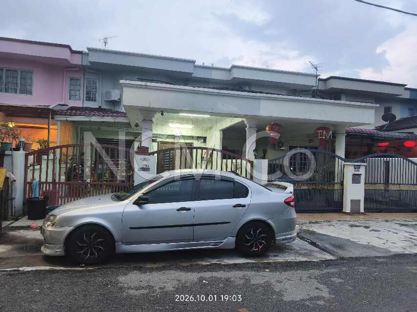2 Storey Terrace House, Intermediate