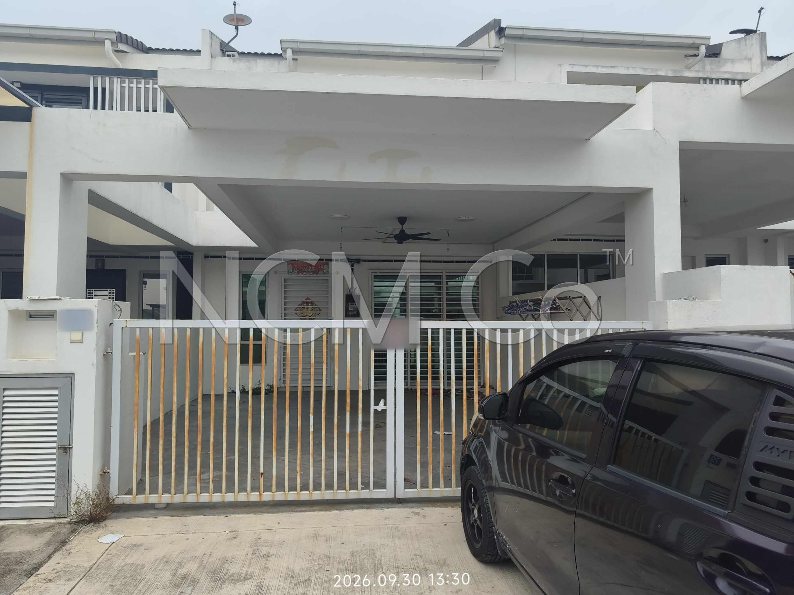 2 Storey Terrace House, Intermediate