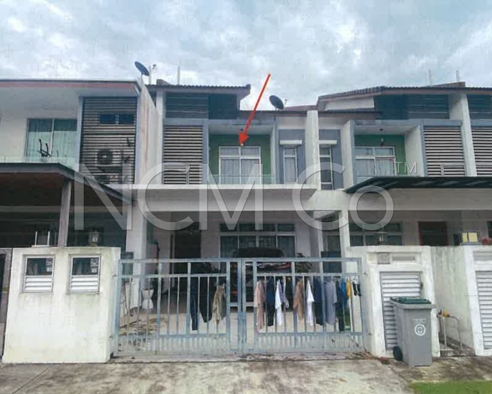 2 Storey Terrace House, Intermediate