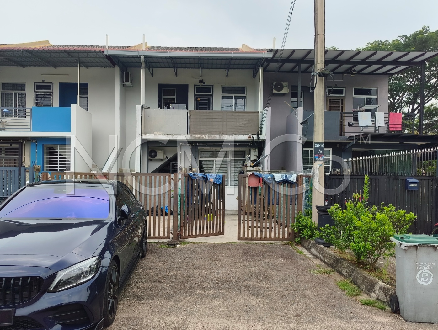 Town House, Medium Cost