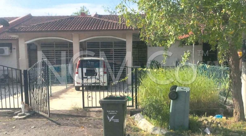 1 Storey Terrace House, Intermediate
