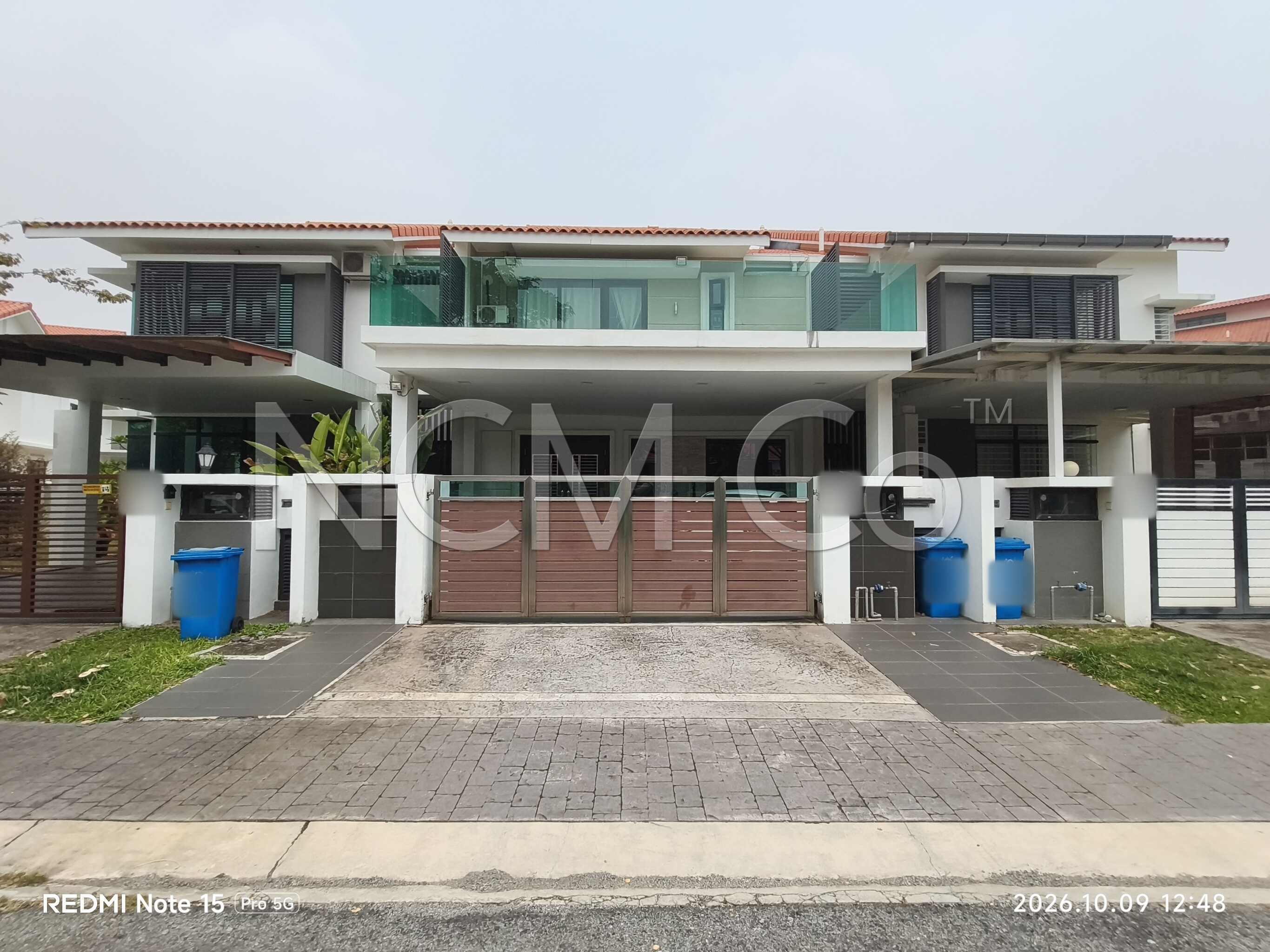 2 Storey Terrace House, Intermediate