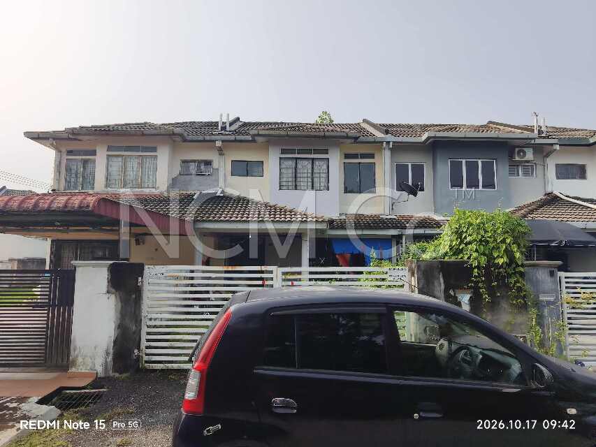 2 Storey Terrace House, Intermediate