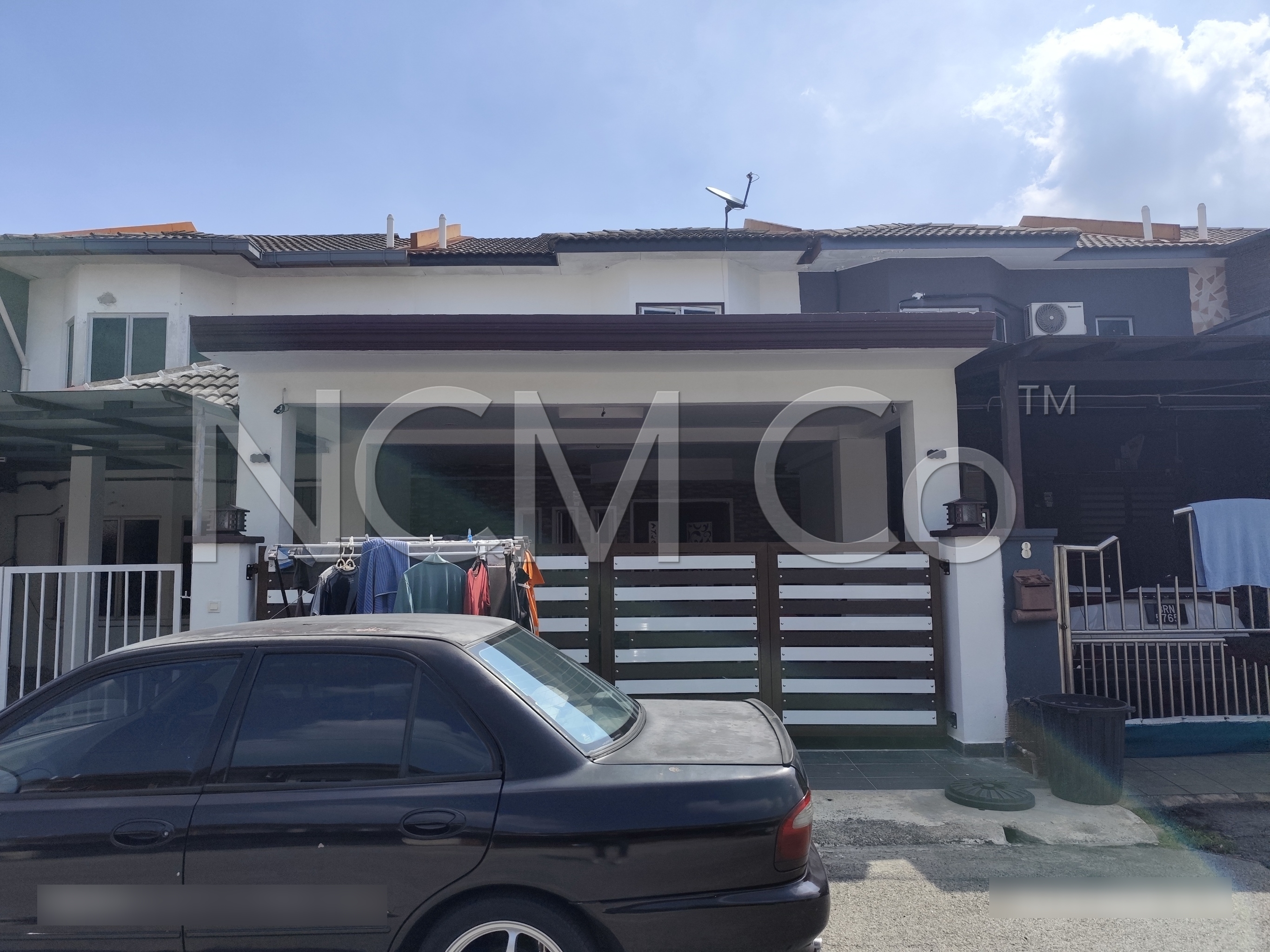 2 Storey Terrace House, Intermediate