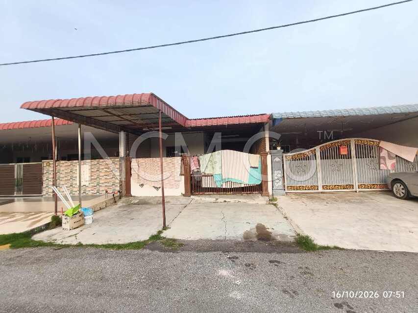 1 Storey Terrace House, Intermediate, Low Cost, Renovated