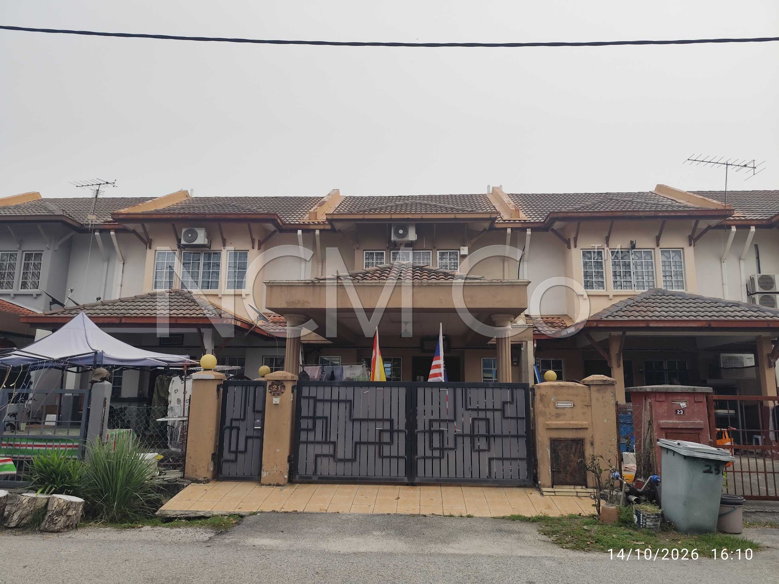 2 Storey Terrace House, Intermediate, Renovated