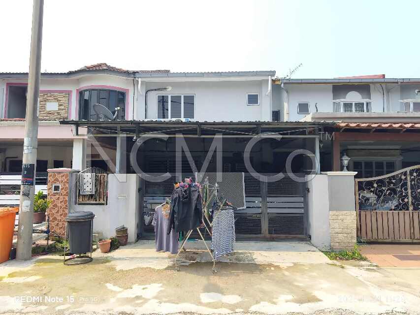 2 Storey Terrace House, Intermediate