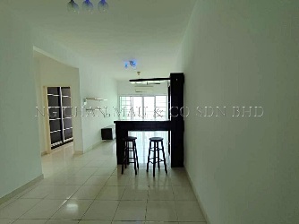 Condominium, End Lot