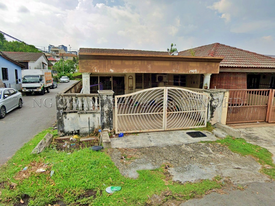 1 Storey Terrace House, Corner Lot, Low Cost, Renovated
