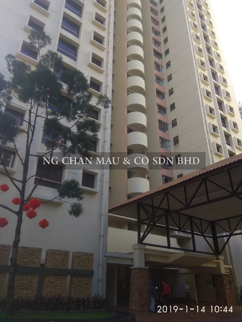 Pines Condominium Mont Kiara Pines Condominium (Penthouse Unit) for Auction