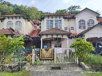 2 Storey Terrace House, Intermediate