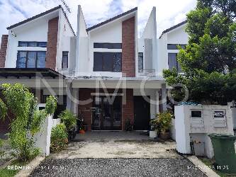 2 Storey Terrace Dwelling House, Intermediate