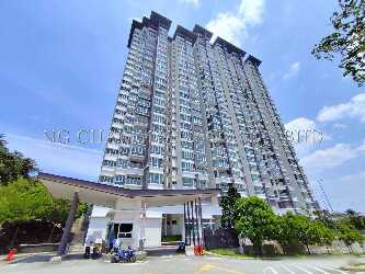 Condominium, End Lot