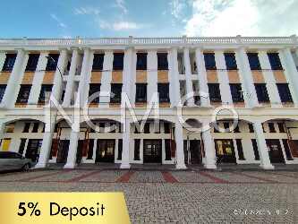 3 Storey Shop Office, Intermediate