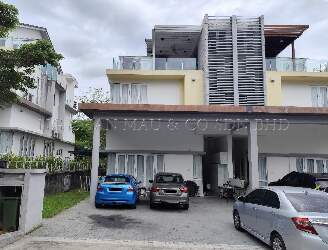 2.5 Storey Semi Detached House