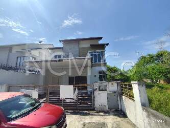 2 Storey Zero Lot Bungalow