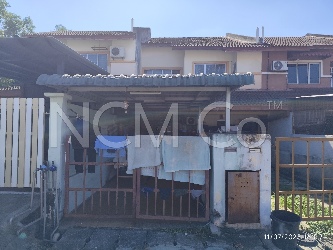 Townhouse (Lower Level), Medium Cost